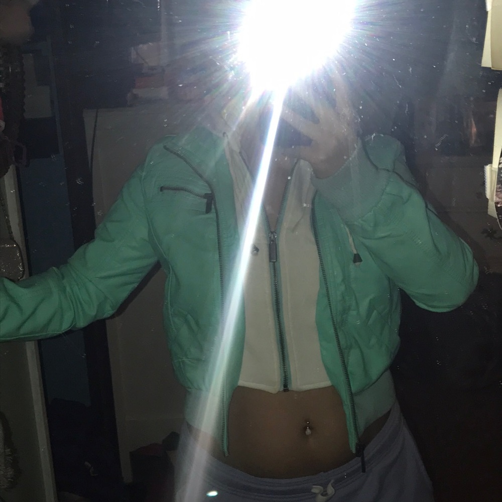 Turquoise jacket - Picture 5 of 6